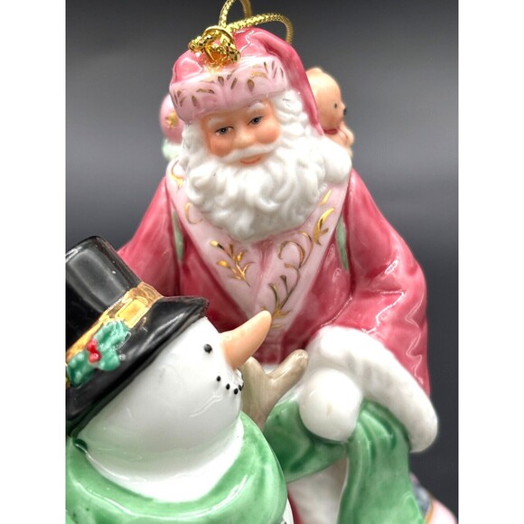 Thomas Kinkade Lighted Figurine Spirit of Winter's Glow Bone China 2004 Bradford - Picture 5 of 12
